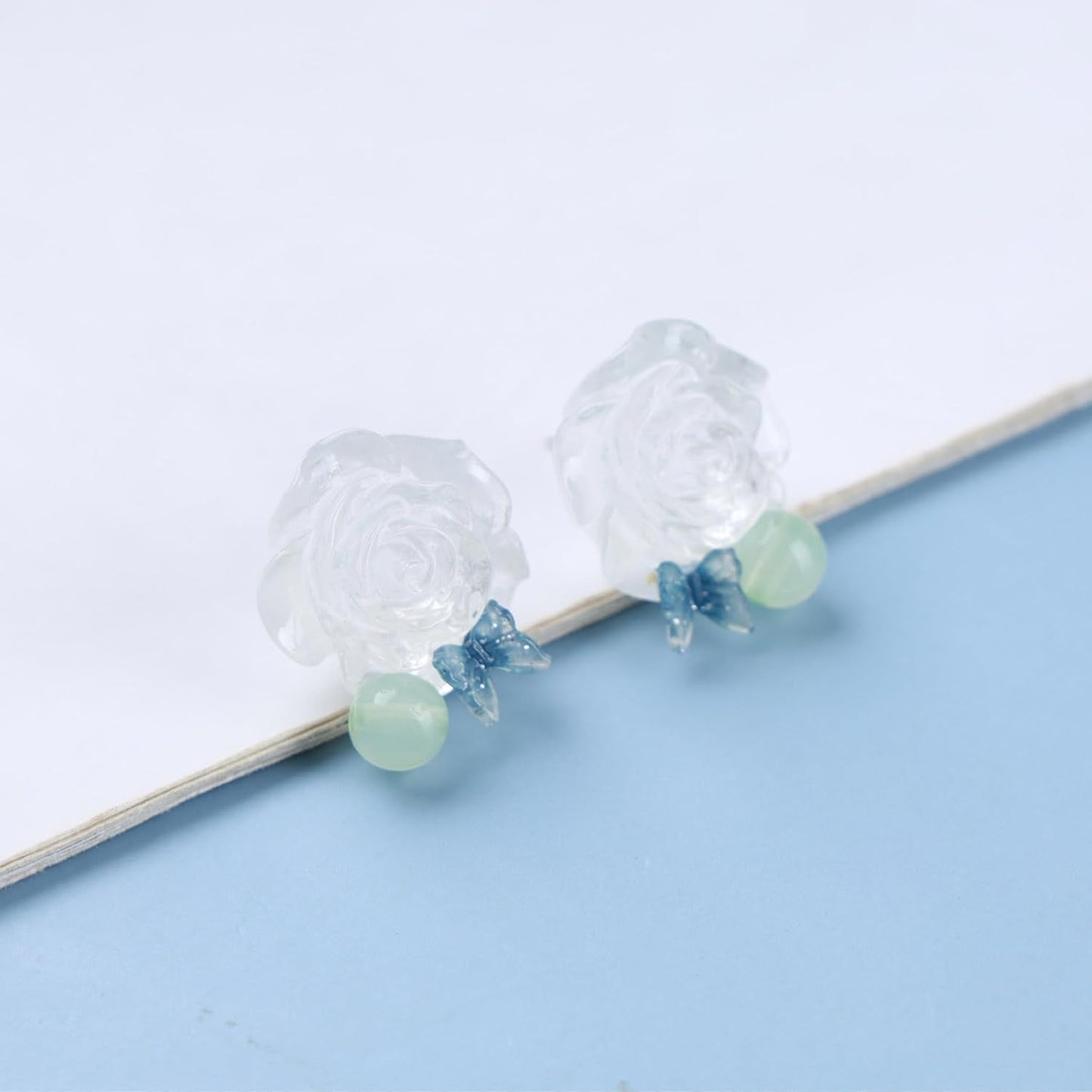 Vintage Resin Flower Earrings Camellia Flower Stud Earrings Large Transparent Flower Earrings Boho Transparent Petal Earrings Jewelry for Women